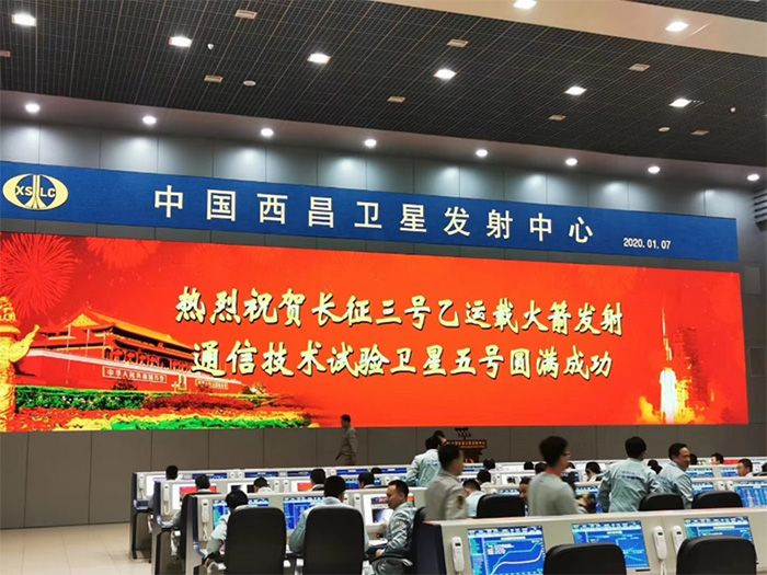 678DEDD8-1FAF-43e1-B863-4D8A02558082