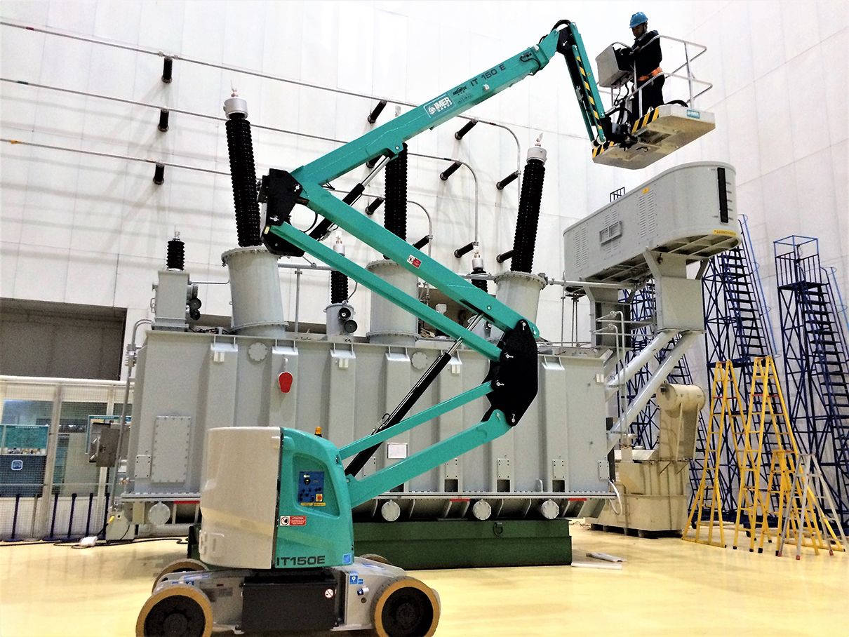 17米曲臂式升降機