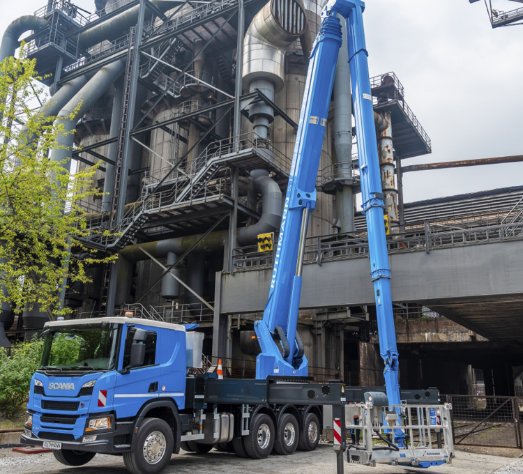 英國(guó)高空作業(yè)設(shè)備公司引進(jìn)70米高空作業(yè)平臺(tái)車